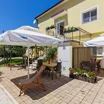 Lejlighed Nino-4 By Interhome *