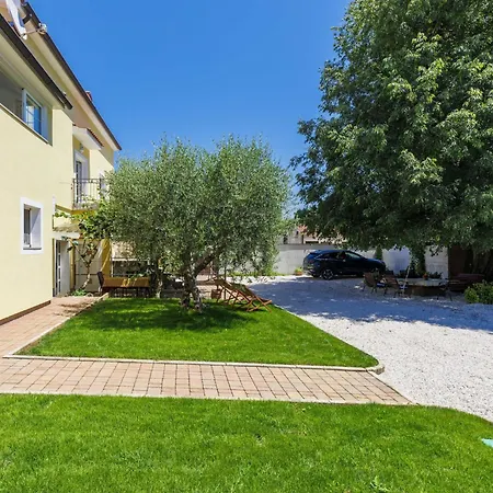 Nino-4 By Interhome Διαμέρισμα