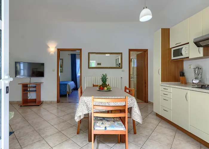 Nino-4 By Interhome Apartman