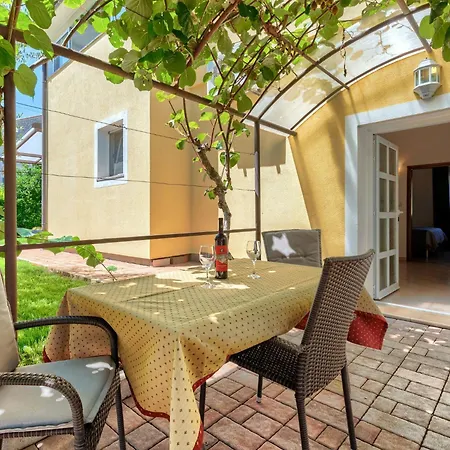 Apartment Nino-4 By Interhome